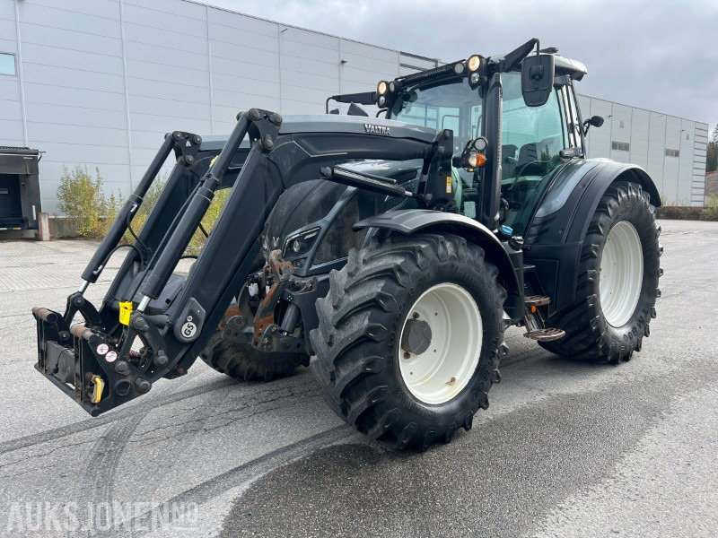 2019 Valtra N174D 1C8 - frontlaster - Traktor: slika 1 2019 Valtra N174D 1C8 - frontlaster - Traktor: slika 1