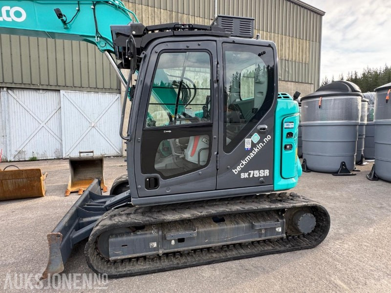 2020 Kobelco SK75SR-7 GRAVEMASKIN MED 2 SKUFFER OG SORTERINGSKLYPE - Bager: slika 4 2020 Kobelco SK75SR-7 GRAVEMASKIN MED 2 SKUFFER OG SORTERINGSKLYPE - Bager: slika 4