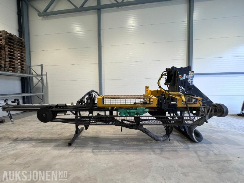 2020 Stone Power SD32 Boretårn for gravemaskin - Montabert HC50 hammer - Med fjernstyring - Veliki kamon za bušenje: slika 2 2020 Stone Power SD32 Boretårn for gravemaskin - Montabert HC50 hammer - Med fjernstyring - Veliki kamon za bušenje: slika 2