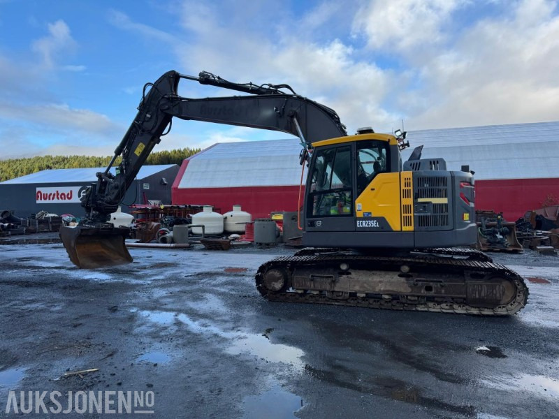 2020 Volvo ECR 235EL Gravemaskin - S70 feste - Pusskuffe - Sentralsmøring - bunkringspumpe - Tiltrotator - Pusskuffe - Sertifisert - Bager: slika 1 2020 Volvo ECR 235EL Gravemaskin - S70 feste - Pusskuffe - Sentralsmøring - bunkringspumpe - Tiltrotator - Pusskuffe - Sertifisert - Bager: slika 1