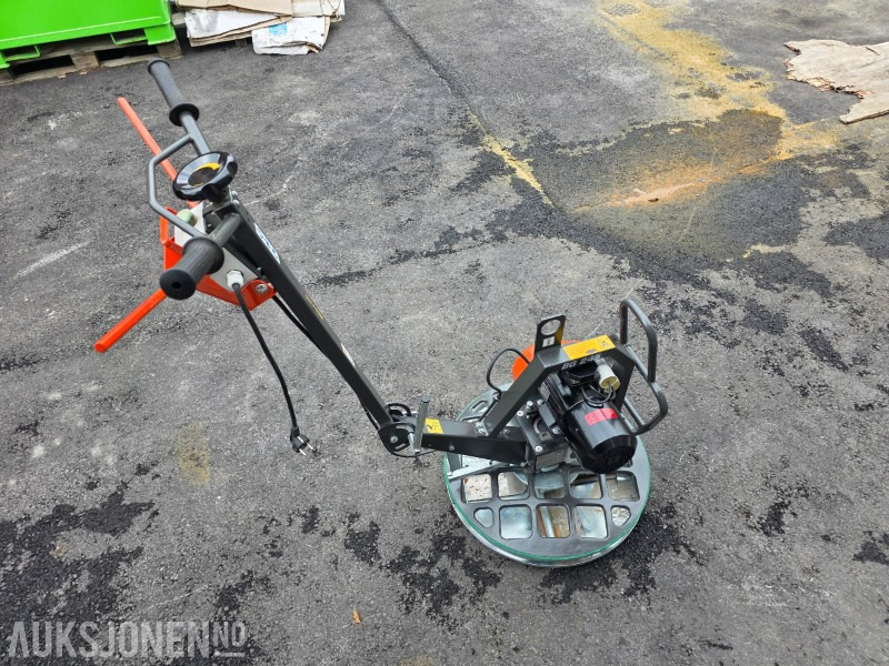 2021 Husqvarna BG245 helikopter/glattemaskin - 220 V - 1,5kW - Valjak: slika 4 2021 Husqvarna BG245 helikopter/glattemaskin - 220 V - 1,5kW - Valjak: slika 4