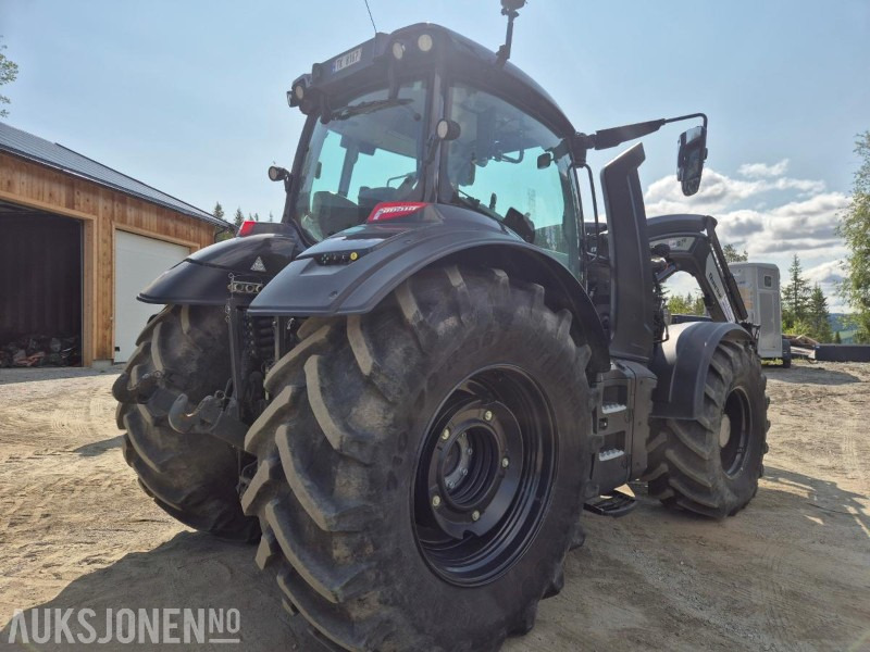 2021 Valtra T 234 VERSU med laster og front hydraulikk / PTO - Traktor: slika 5 2021 Valtra T 234 VERSU med laster og front hydraulikk / PTO - Traktor: slika 5