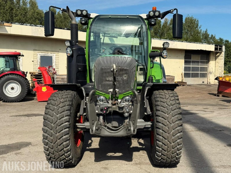 2022 Fendt 314 Vario DP 152 hk | serviceavtale | trinnløs girkasse | 12" FendtONE terminal | forakselfjæring | luftbrems - Traktor: slika 2 2022 Fendt 314 Vario DP 152 hk | serviceavtale | trinnløs girkasse | 12" FendtONE terminal | forakselfjæring | luftbrems - Traktor: slika 2