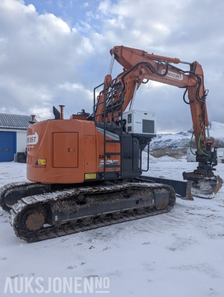 2023 Hitachi ZX225USLC-7 - Montabert CPA, GPS, rototilt, to-delt bom +++ - Bager: slika 5 2023 Hitachi ZX225USLC-7 - Montabert CPA, GPS, rototilt, to-delt bom +++ - Bager: slika 5
