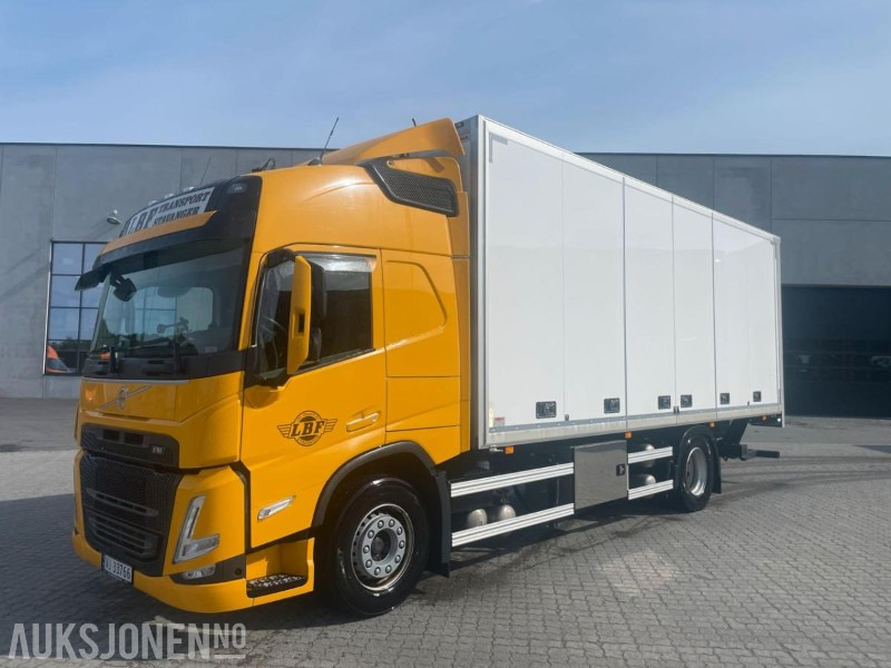 2023 Volvo FM330 SKAPBIL ARKA 18 PALLER SKAP MED FULL SIDEÅPNING - Kamion sa zatvorenim sandukom: slika 1 2023 Volvo FM330 SKAPBIL ARKA 18 PALLER SKAP MED FULL SIDEÅPNING - Kamion sa zatvorenim sandukom: slika 1