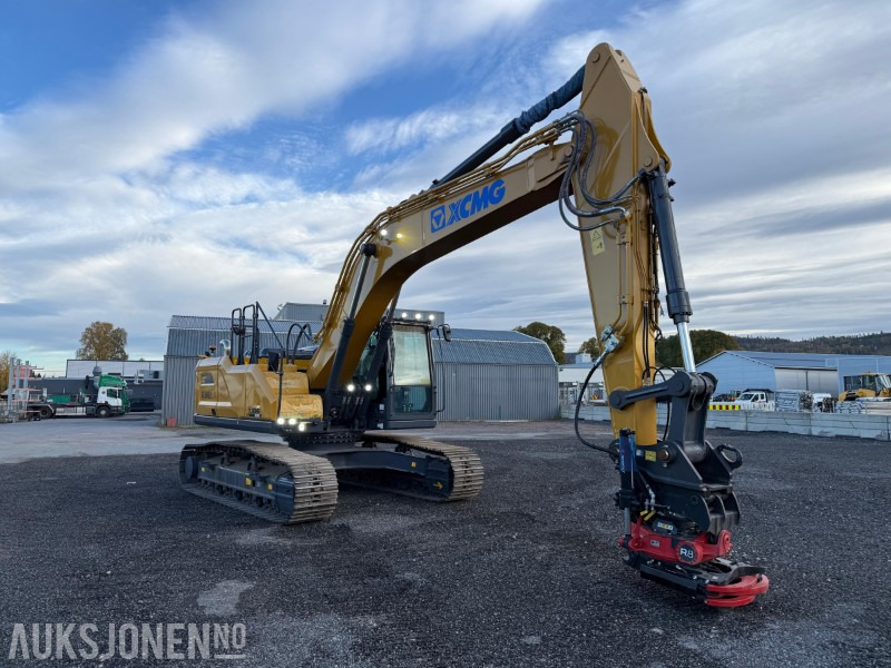 2023 XCMG XE260E gravemaskin, HK-feste, R8 rototilt med klype, LED-lyspakke, kamera - Bager: slika 3 2023 XCMG XE260E gravemaskin, HK-feste, R8 rototilt med klype, LED-lyspakke, kamera - Bager: slika 3