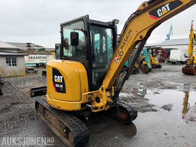 Cat 303.5E - Minigraver - SMP hurtigfeste S40 - SMP graveskuff + smalskuff - 7204 timer - Mini bager: slika 4 Cat 303.5E - Minigraver - SMP hurtigfeste S40 - SMP graveskuff + smalskuff - 7204 timer - Mini bager: slika 4