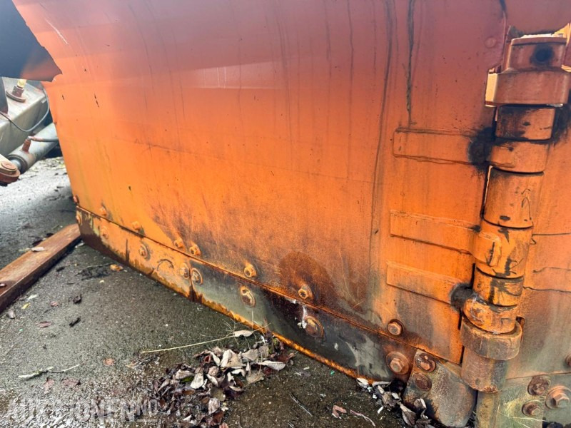 2012 Snježni Plug Snøplog - Dodatak za Građevinska mašina: slika 5 2012 Snježni Plug Snøplog - Dodatak za Građevinska mašina: slika 5