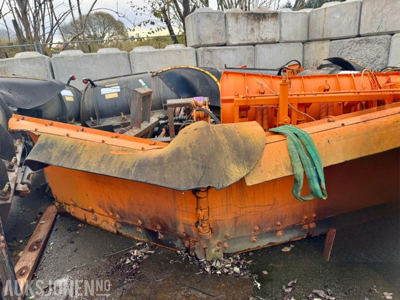 2012 Snježni Plug Snøplog - Dodatak za Građevinska mašina: slika 1 2012 Snježni Plug Snøplog - Dodatak za Građevinska mašina: slika 1