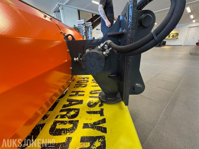 2023 Tuchel-Sweep Bagger KM 520 – feiebørste for gravemaskin, 120 cm, S40-feste - Dodatak za Građevinska mašina: slika 3 2023 Tuchel-Sweep Bagger KM 520 – feiebørste for gravemaskin, 120 cm, S40-feste - Dodatak za Građevinska mašina: slika 3
