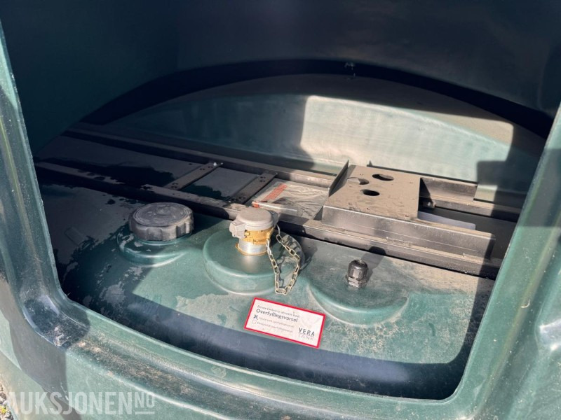 2024 Vera 5000 liter dieseltank med dobbeltbunn - Dodatak za Građevinska mašina: slika 2 2024 Vera 5000 liter dieseltank med dobbeltbunn - Dodatak za Građevinska mašina: slika 2
