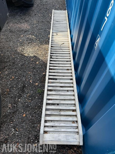 Kjørebruer til minigraver CLM - Dodatak za Građevinska mašina: slika 1 Kjørebruer til minigraver CLM - Dodatak za Građevinska mašina: slika 1