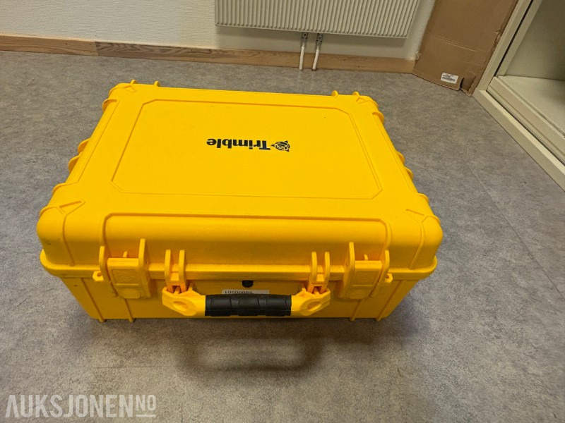 Trimble EM100 GNSS Rover med TSC5 Siteworks feltprogram - Dodatak za Građevinska mašina: slika 1 Trimble EM100 GNSS Rover med TSC5 Siteworks feltprogram - Dodatak za Građevinska mašina: slika 1