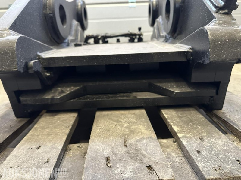 UBRUKT Götene Hydraulisk HK-feste G90 - Dodatak za Građevinska mašina: slika 2 UBRUKT Götene Hydraulisk HK-feste G90 - Dodatak za Građevinska mašina: slika 2