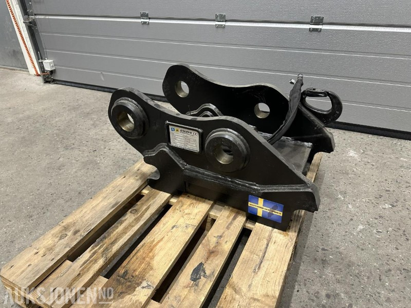 UBRUKT Götene Hydraulisk HK-feste S70 - Dodatak za Građevinska mašina: slika 1 UBRUKT Götene Hydraulisk HK-feste S70 - Dodatak za Građevinska mašina: slika 1