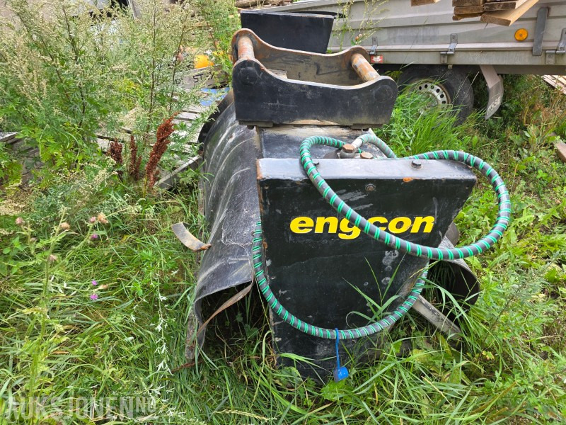 Engcon SR1300B Feiebørste - S60 feste - 35 stk feiebørster - Građevinska oprema: slika 3 Engcon SR1300B Feiebørste - S60 feste - 35 stk feiebørster - Građevinska oprema: slika 3