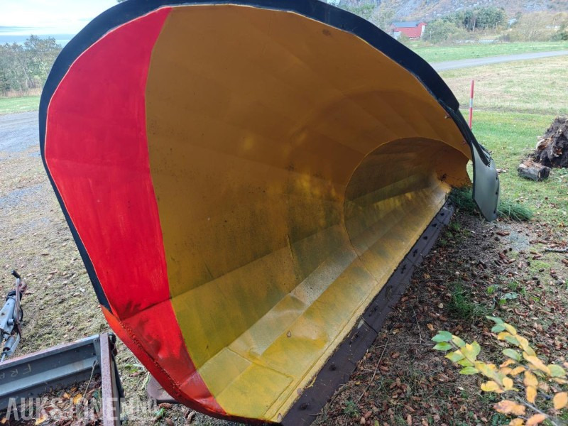 2004 Tellefsdal diagonalplog / snøplog - P HD - Bredde 3600 mm - Parallelllogram - Kamion: slika 3 2004 Tellefsdal diagonalplog / snøplog - P HD - Bredde 3600 mm - Parallelllogram - Kamion: slika 3