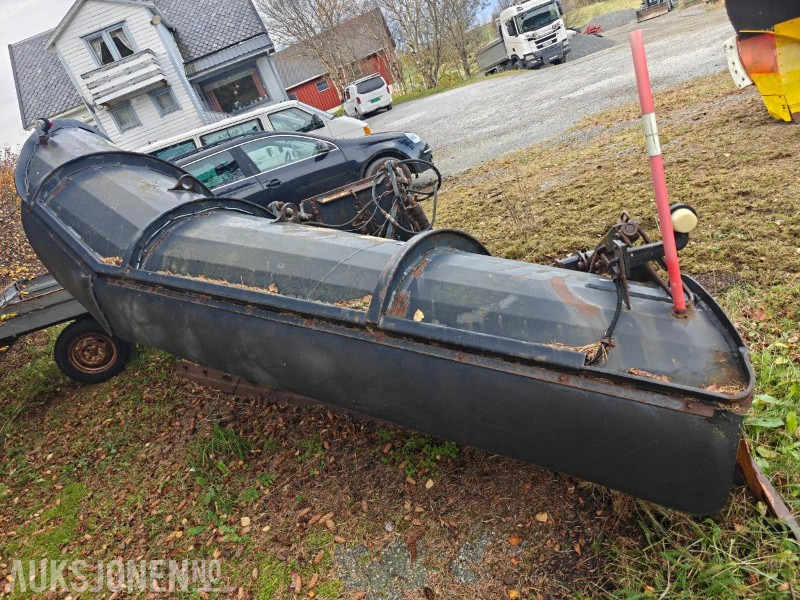 2004 Tellefsdal diagonalplog / snøplog - P HD - Bredde 3600 mm - Parallelllogram - Kamion: slika 2 2004 Tellefsdal diagonalplog / snøplog - P HD - Bredde 3600 mm - Parallelllogram - Kamion: slika 2