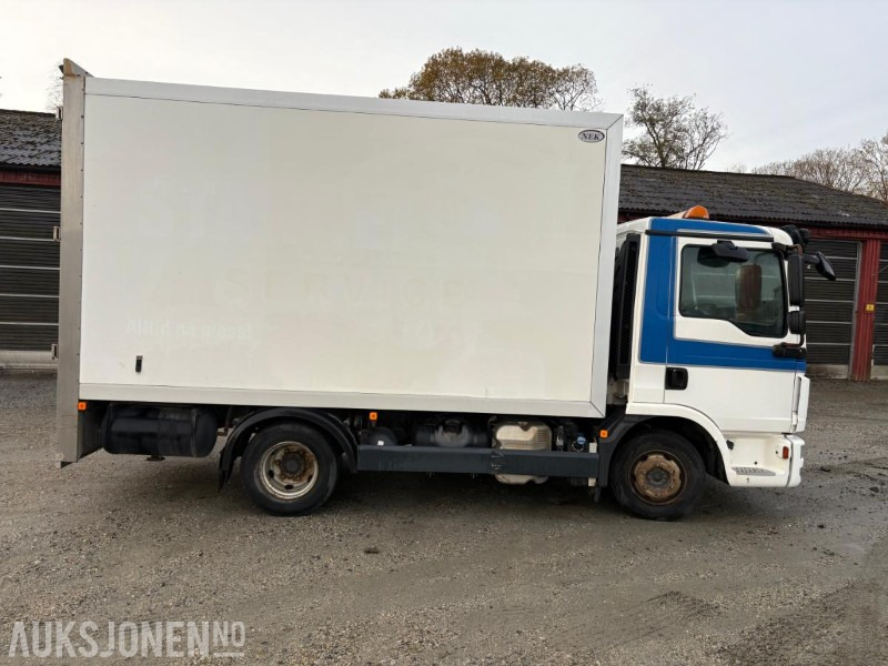 Kamion 2013 MAN TGL 3 seter Euro6 4X2 skap m/varme og innredning: slika 6 Kamion 2013 MAN TGL 3 seter Euro6 4X2 skap m/varme og innredning: slika 6