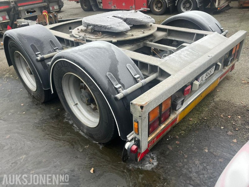 2015 HFR Dolly – Velholdt – 2 aksler – EU utløpt – Gode dekk - Kamion: slika 1 2015 HFR Dolly – Velholdt – 2 aksler – EU utløpt – Gode dekk - Kamion: slika 1