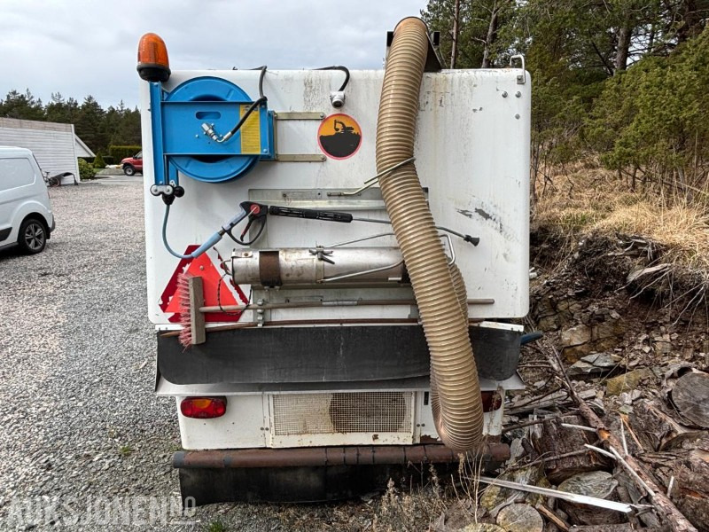 2010 Bucher CityCat 5000 feiebil / kostebil - Korisno/ Posebno vozilo: slika 5 2010 Bucher CityCat 5000 feiebil / kostebil - Korisno/ Posebno vozilo: slika 5