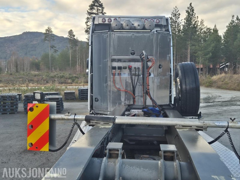 Korisno/ Posebno vozilo 2017 Volvo FH 16 / 750, 8x4+2 Tungtrekker med 2019 Vang 3+1 akslet brønnhenger: slika 6 Korisno/ Posebno vozilo 2017 Volvo FH 16 / 750, 8x4+2 Tungtrekker med 2019 Vang 3+1 akslet brønnhenger: slika 6