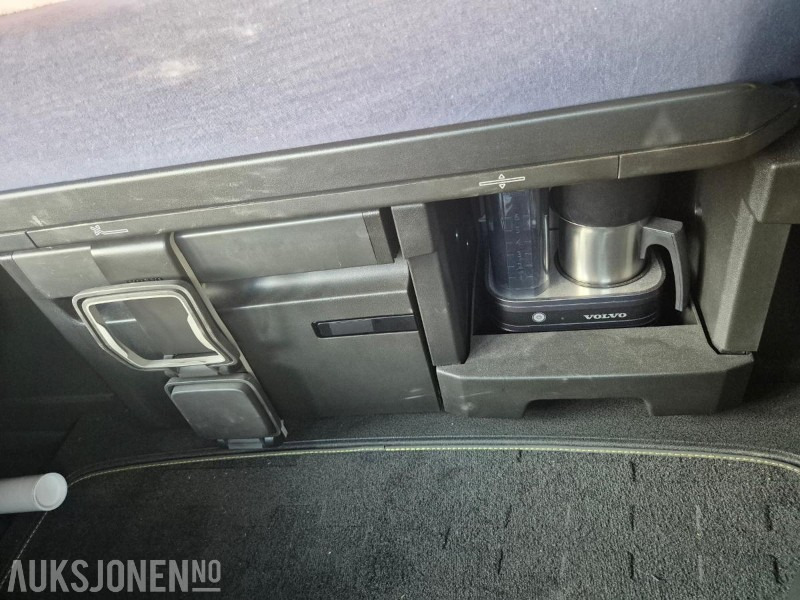 Korisno/ Posebno vozilo 2017 Volvo FH 16 / 750, 8x4+2 Tungtrekker med 2019 Vang 3+1 akslet brønnhenger: slika 32 Korisno/ Posebno vozilo 2017 Volvo FH 16 / 750, 8x4+2 Tungtrekker med 2019 Vang 3+1 akslet brønnhenger: slika 32