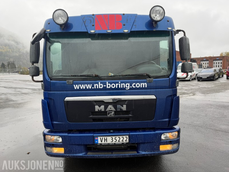 MAN TGL 8.180 4x2BL – 2011-modell – Skapbil med lift - Kamion sa zatvorenim sandukom: slika 5 MAN TGL 8.180 4x2BL – 2011-modell – Skapbil med lift - Kamion sa zatvorenim sandukom: slika 5