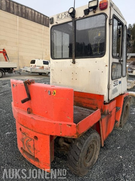 1995 Kalmar Dele truck EC 415 - Oprema za rukovanje materijalima: slika 3 1995 Kalmar Dele truck EC 415 - Oprema za rukovanje materijalima: slika 3