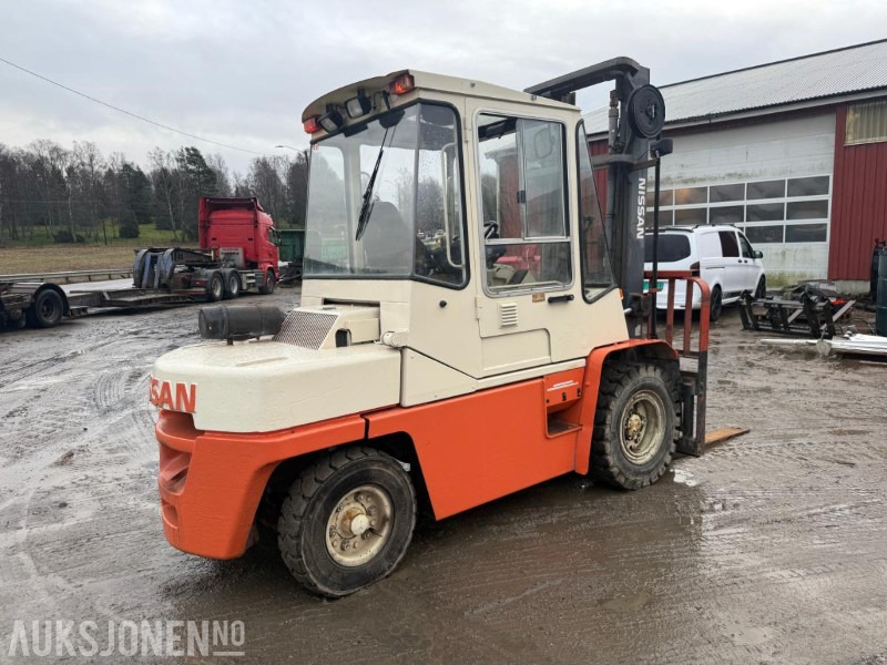 1997 Nissan WGF03A40 GAFFELTRUCK. - Oprema za rukovanje materijalima: slika 5 1997 Nissan WGF03A40 GAFFELTRUCK. - Oprema za rukovanje materijalima: slika 5