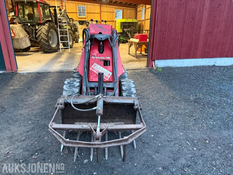 1999 Agromatic 740 Minilaster m/Silograbb/krokodille - Poljoprivredna mašina: slika 2 1999 Agromatic 740 Minilaster m/Silograbb/krokodille - Poljoprivredna mašina: slika 2