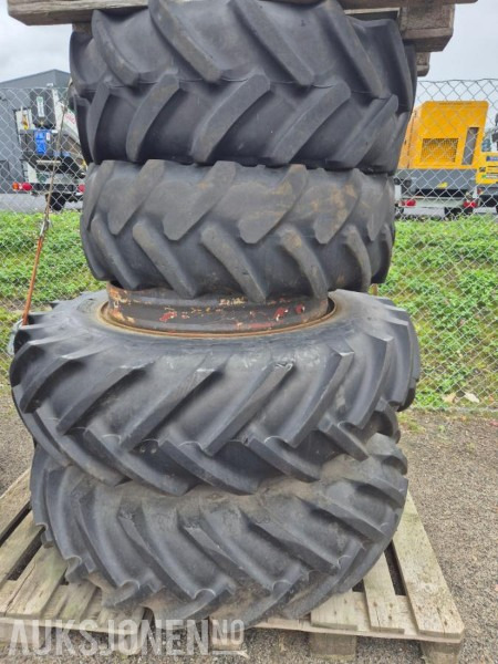 2000 Tvillinghjul sett X - Poljoprivredna mašina: slika 1 2000 Tvillinghjul sett X - Poljoprivredna mašina: slika 1