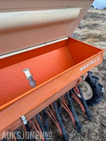 2000 Wartsila Såmaskin - Poljoprivredna mašina: slika 4 2000 Wartsila Såmaskin - Poljoprivredna mašina: slika 4