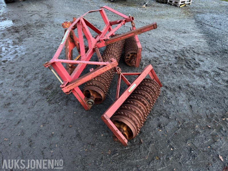 Åker rulle til traktor - Poljoprivredna mašina: slika 3 Åker rulle til traktor - Poljoprivredna mašina: slika 3