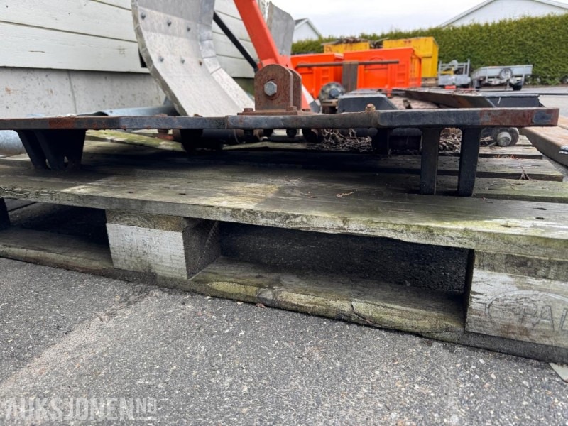 Brøyteplate Brukt - Poljoprivredna mašina: slika 2 Brøyteplate Brukt - Poljoprivredna mašina: slika 2