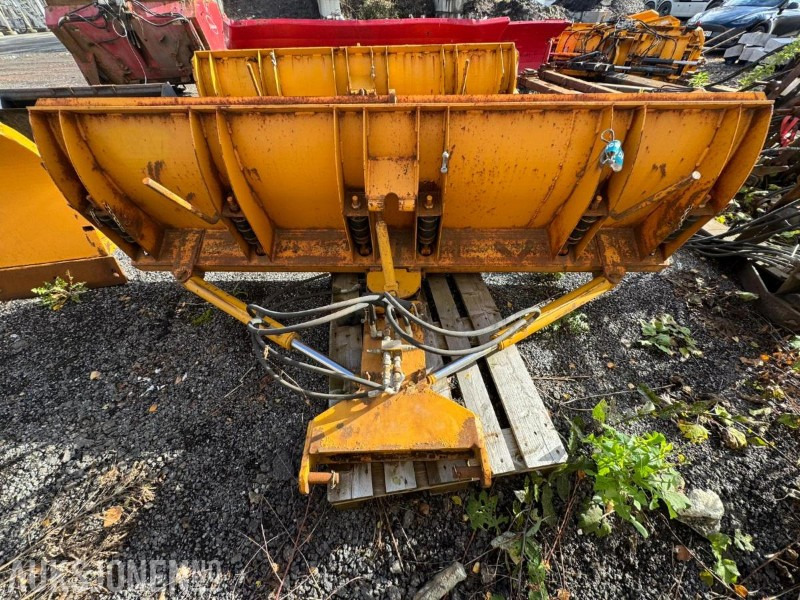 VK skjær / brøyteskjær med fjærutløser og hydraulisk sving - Poljoprivredna mašina: slika 3 VK skjær / brøyteskjær med fjærutløser og hydraulisk sving - Poljoprivredna mašina: slika 3