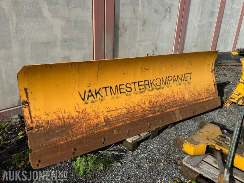 VK skjær / brøyteskjær med fjærutløser og hydraulisk sving - Poljoprivredna mašina: slika 2 VK skjær / brøyteskjær med fjærutløser og hydraulisk sving - Poljoprivredna mašina: slika 2