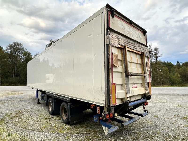 2014 Schmitz CARGOBULL SKO 20/LZG-13.4 FP 80/45 med lift - Prikolica: slika 3 2014 Schmitz CARGOBULL SKO 20/LZG-13.4 FP 80/45 med lift - Prikolica: slika 3