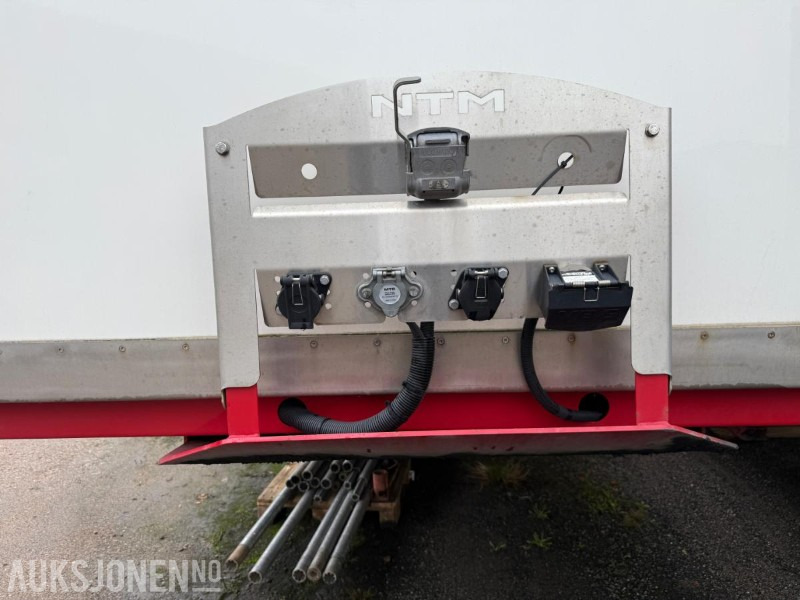 NTM lukket skaptralle m/full sideåpning og truckfester - 28 paller. - Prikolica: slika 5 NTM lukket skaptralle m/full sideåpning og truckfester - 28 paller. - Prikolica: slika 5