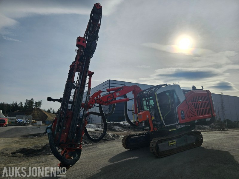 Sandvik DX800I - Veliki kamon za bušenje: slika 2 Sandvik DX800I - Veliki kamon za bušenje: slika 2