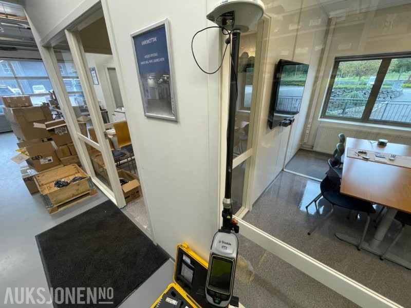 TRIMBLE GEO EXPLORER MED ZEPHYR MODEL2 ANTENNE - Građevinska oprema: slika 3 TRIMBLE GEO EXPLORER MED ZEPHYR MODEL2 ANTENNE - Građevinska oprema: slika 3