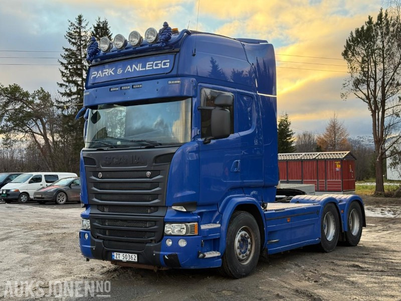 2015 Scania R730 Euro6T 6x4 Påkostet - Brøyterigget - Tipphydraulikk - Sprederhydraulikk - 675 643km - Tegljač: slika 1 2015 Scania R730 Euro6T 6x4 Påkostet - Brøyterigget - Tipphydraulikk - Sprederhydraulikk - 675 643km - Tegljač: slika 1