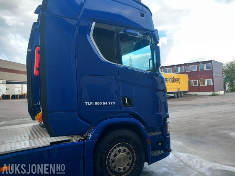 2023 Scania R590 6x2 trekkbil / trekkvogn EU-godkjent - Tegljač: slika 4 2023 Scania R590 6x2 trekkbil / trekkvogn EU-godkjent - Tegljač: slika 4