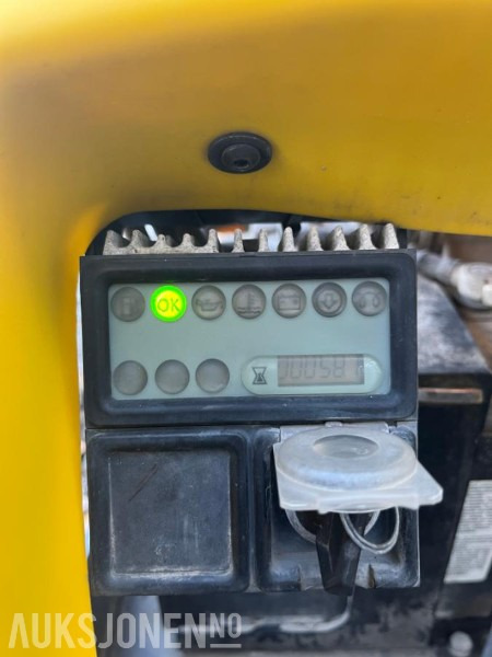 Vibroplate/hoppetusse Atlas LG400 - Valjak: slika 4 Vibroplate/hoppetusse Atlas LG400 - Valjak: slika 4