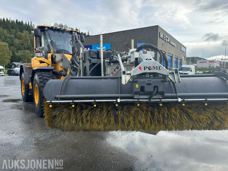 Volvo L90H HJULLASTER MED MYE UTSTYR - 7247 TIMER - Utovarivač točkaš: slika 4 Volvo L90H HJULLASTER MED MYE UTSTYR - 7247 TIMER - Utovarivač točkaš: slika 4