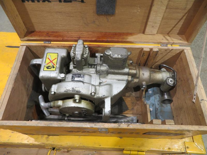 Wacker BHB 14 bensindrevet hammer i original kasse - Građevinska oprema: slika 1 Wacker BHB 14 bensindrevet hammer i original kasse - Građevinska oprema: slika 1