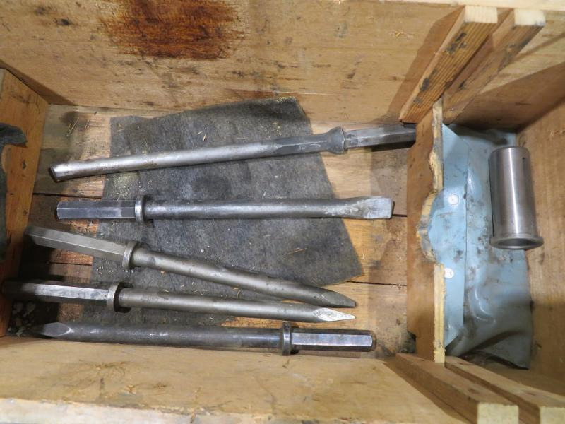 Wacker BHB 14 bensindrevet hammer i original kasse - Građevinska oprema: slika 5 Wacker BHB 14 bensindrevet hammer i original kasse - Građevinska oprema: slika 5