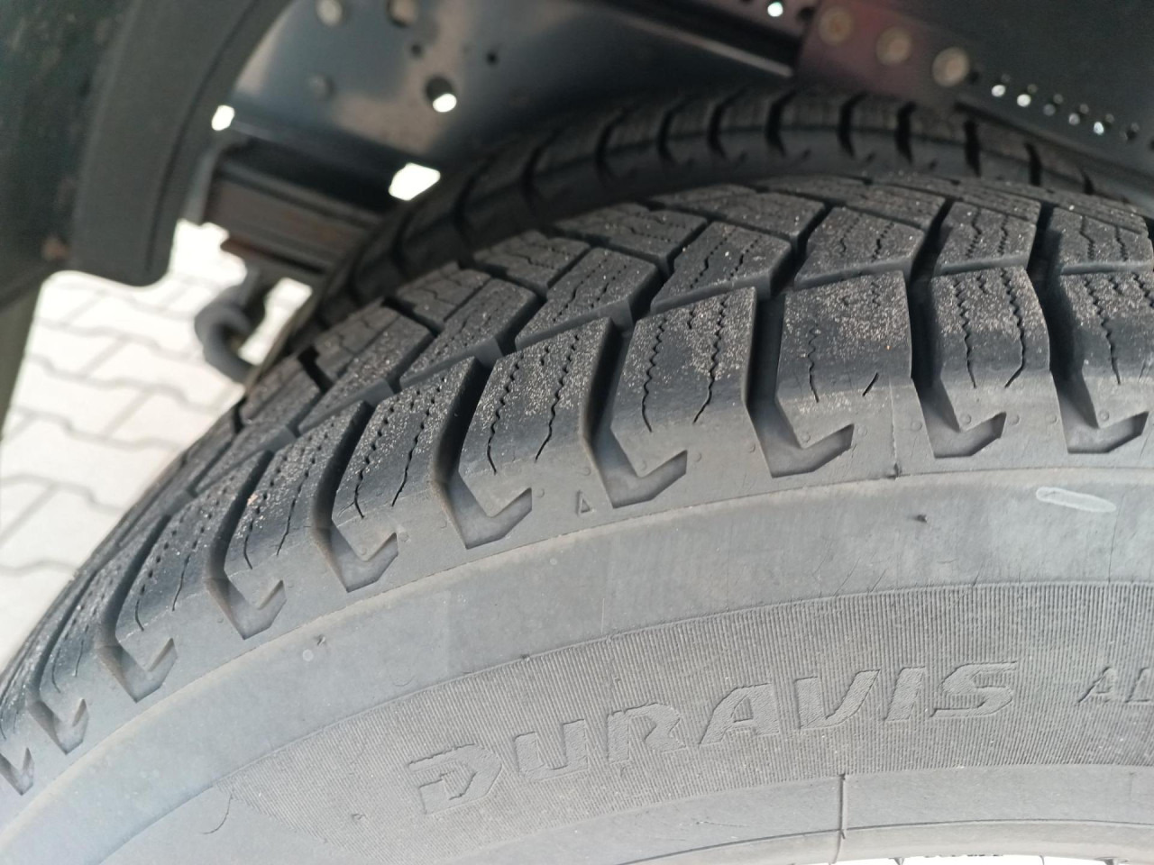 IVECO Daily 70C18A8 - Dostavno vozilo sa zatvorenim sandukom: slika 2 IVECO Daily 70C18A8 - Dostavno vozilo sa zatvorenim sandukom: slika 2