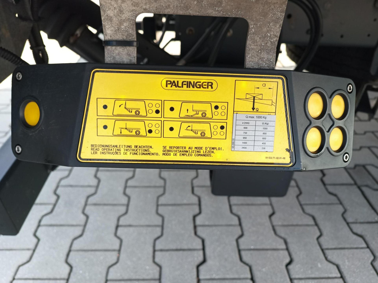 IVECO Daily 70C18A8/P - Dostavno vozilo sa zatvorenim sandukom: slika 5 IVECO Daily 70C18A8/P - Dostavno vozilo sa zatvorenim sandukom: slika 5