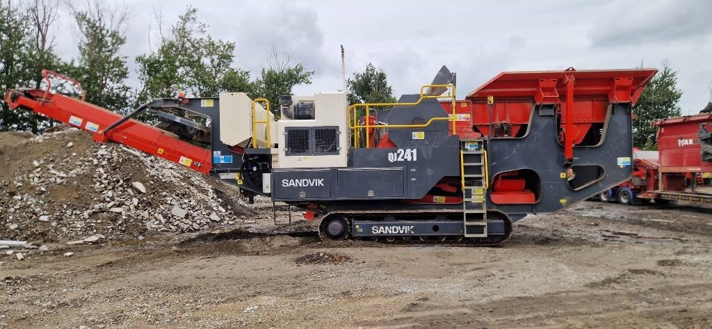 Sandvik QJ 241 - Mobilna drobilica: slika 3 Sandvik QJ 241 - Mobilna drobilica: slika 3